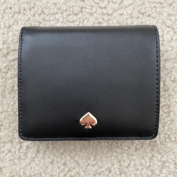 kate spade Handbags - NWT Kate Spade wallet